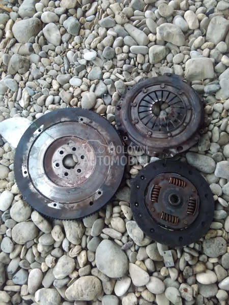 set kvacila a1.4 za Opel Corsa E od 2014. do 2018. god.