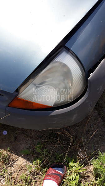 Farovi za Ford Ka za 2006. god.