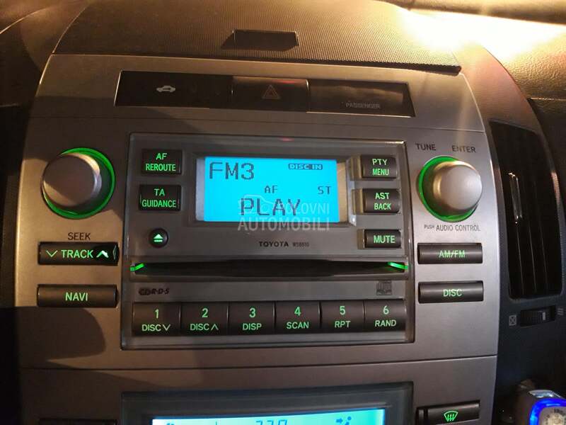 CD Muzika Fabricka za Toyota Corolla Verso od 2004. do 2009. god.