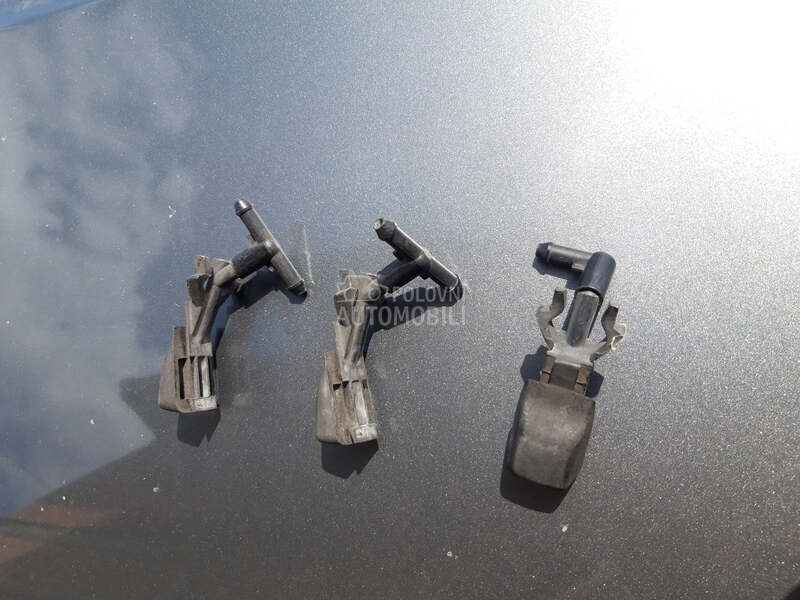 Prskalice Prednjag  Stakla za Mercedes Benz ML 230, ML 250, ML 270 ... od 2002. do 2006. god.