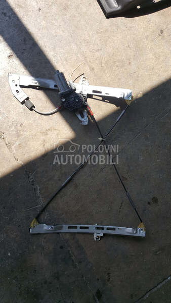 Levi podizac za Peugeot 206