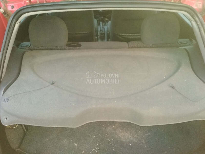 Daska gepeka za Ford Focus od 1998. do 2004. god.