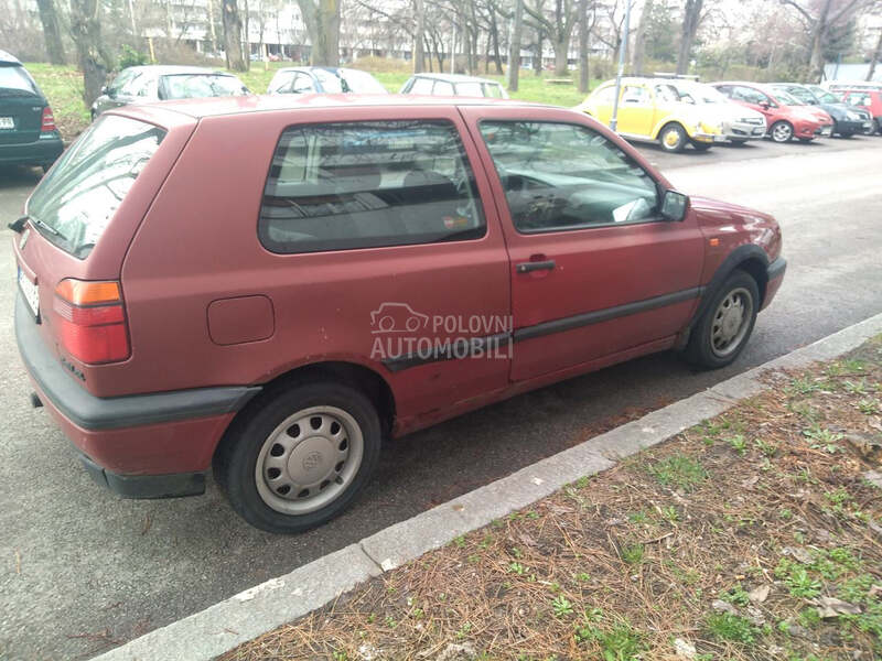 Volkswagen Golf 3 -  kompletan auto u delovima