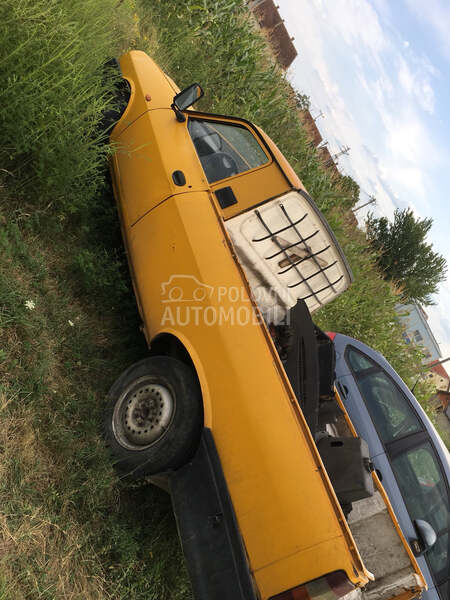Dacia Pickup 2004. god. -  kompletan auto u delovima