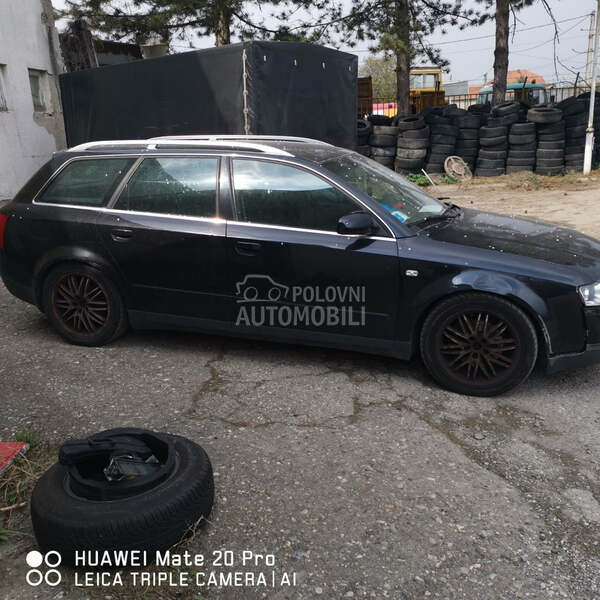 Audi A4 2003. god. -  kompletan auto u delovima