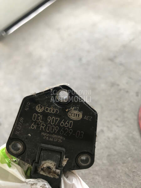 Senzor nivoa ulja za Volkswagen Golf 6, Golf 7, Passat B7