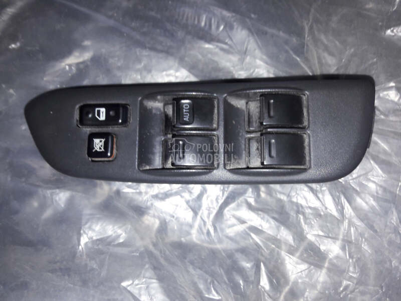 prekidac podizaca stakla za Toyota RAV 4 od 2001. do 2006. god.