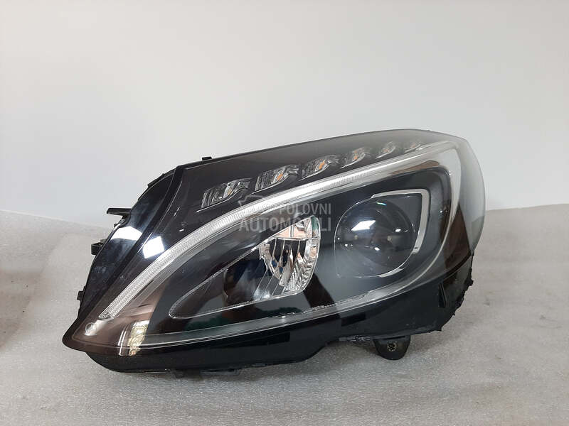 w205 Led Far za Mercedes Benz C 180, C 200, C 220 ... od 2014. do 2019. god.