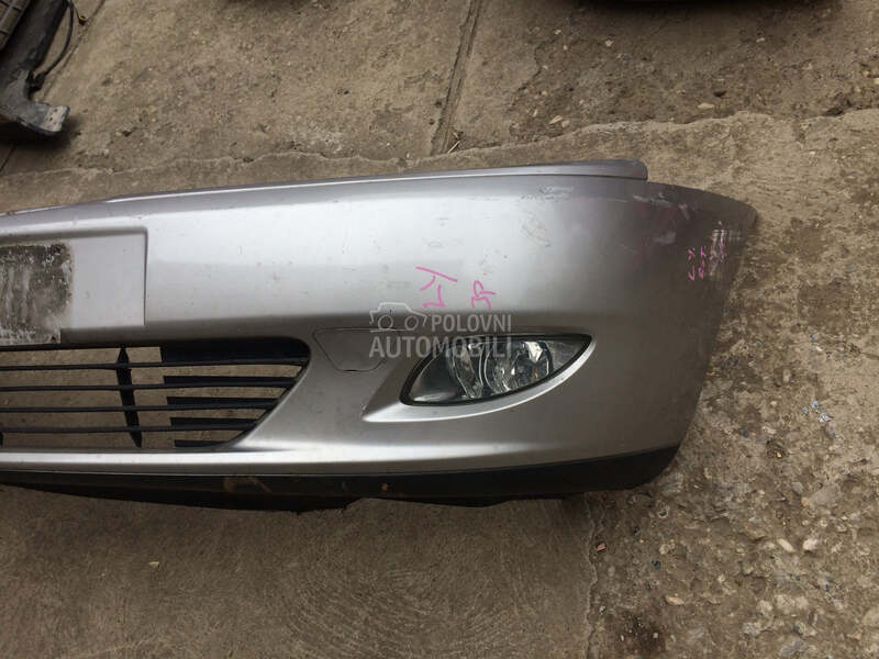 Branik za Lancia Ypsilon od 2001. do 2003. god.
