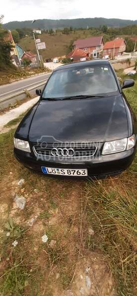 Audi A3 2000. god. -  kompletan auto u delovima