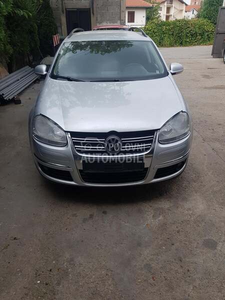 Volkswagen Golf 5 -  kompletan auto u delovima
