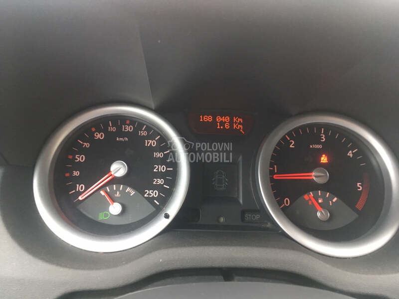 sat za Renault Megane od 2002. do 2007. god.
