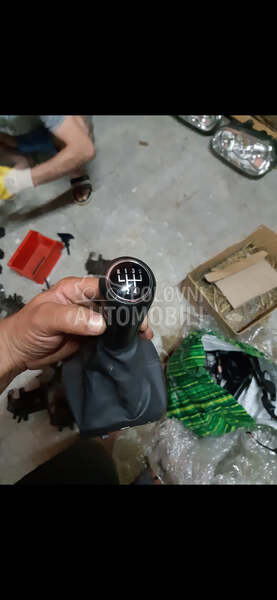 rucica menjaca za Volkswagen Polo od 2000. do 2008. god.