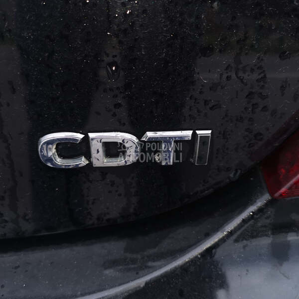 Delovi za Opel Insignia 2010. god.