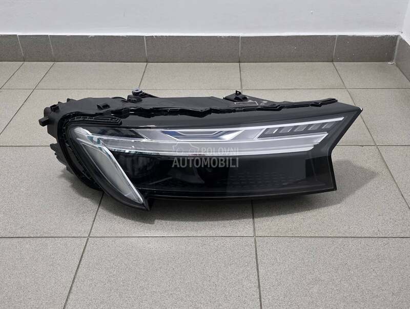 Desni Far Laser 4M0941086D za Audi Q7, RS Q7, SQ7 od 2024. do 2026. god. - 4M0941086D