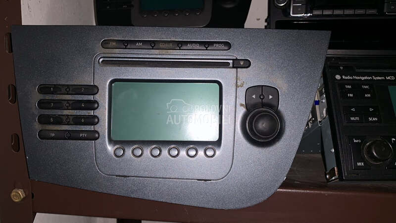 Radio CD za Seat Altea, Arosa, Ibiza od 2000. do 2012. god.