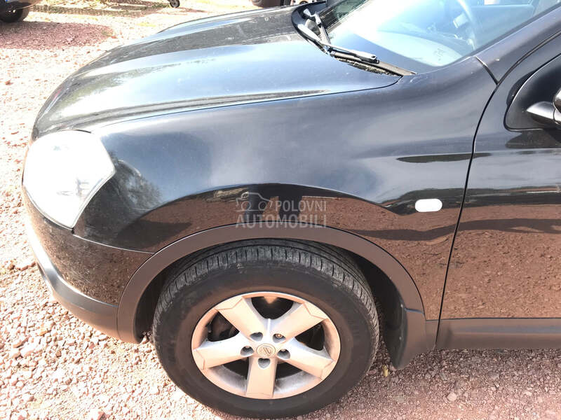 levo krilo za Nissan Qashqai od 2005. do 2011. god.