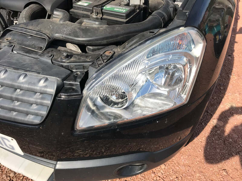 levi far za Nissan Qashqai od 2005. do 2011. god.