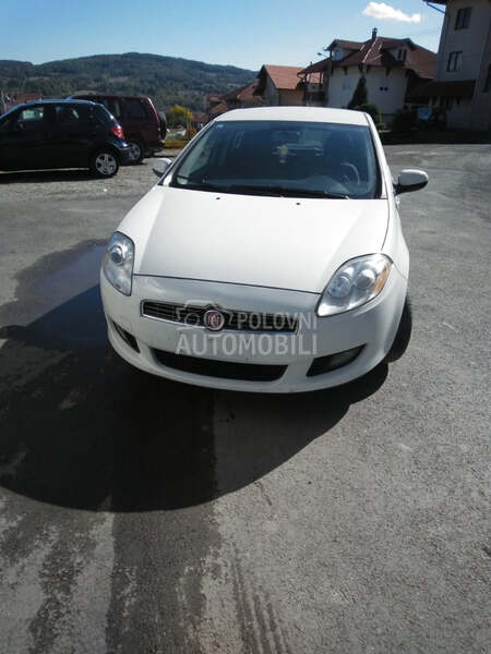 Fiat Bravo - kompletan auto u delovima