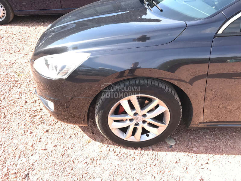 levo krilo za Peugeot 508 od 2010. do 2014. god.