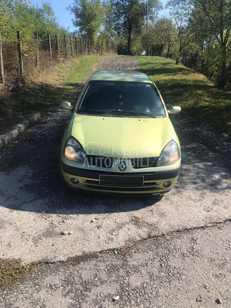 Renault Clio -  kompletan auto u delovima