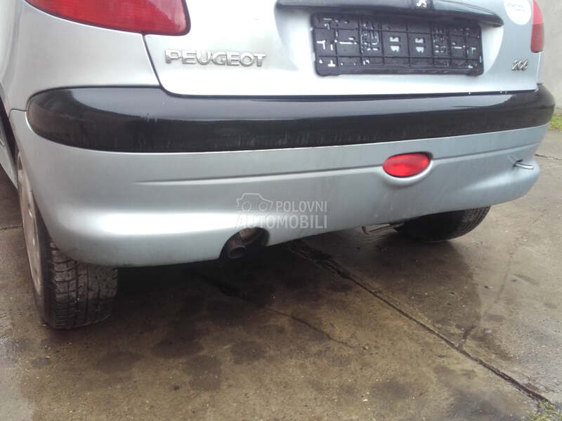Branik zadnji za Peugeot 206 od 1998. do 2008. god.