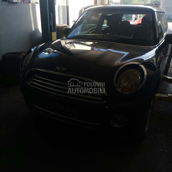 Mini Cooper 2009. god. -  kompletan auto u delovima