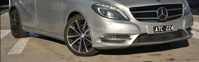 maska sa distronic znakom za Mercedes Benz A Klasa, B Klasa od 2012. do 2018. god.