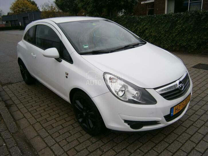 Opel Corsa D 2008. god. -  kompletan auto u delovima
