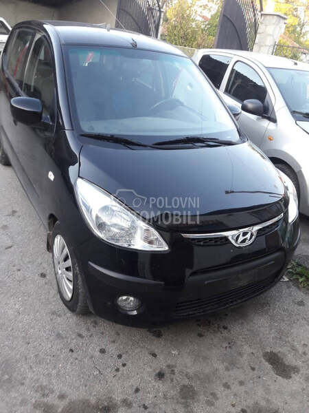 Hyundai i10 2010. god. -  kompletan auto u delovima