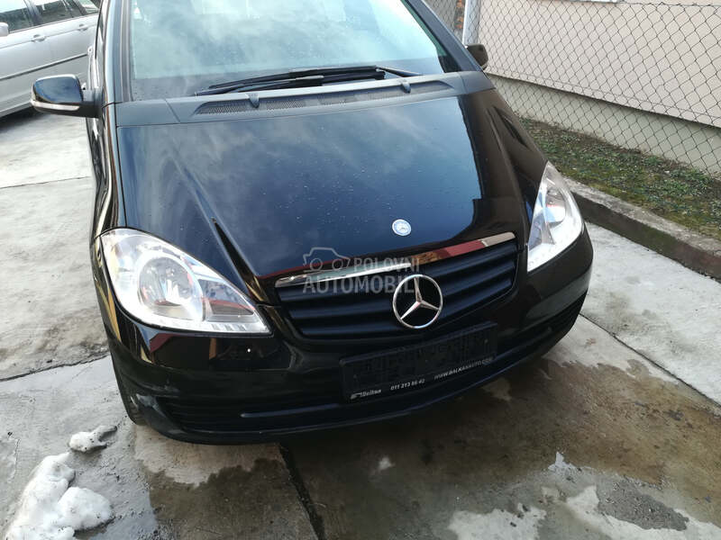 Mercedes Benz A 180 2006. god. -  kompletan auto u delovima
