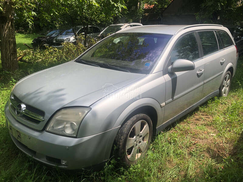 Opel Vectra C 2005. god. - kompletan auto u delovima