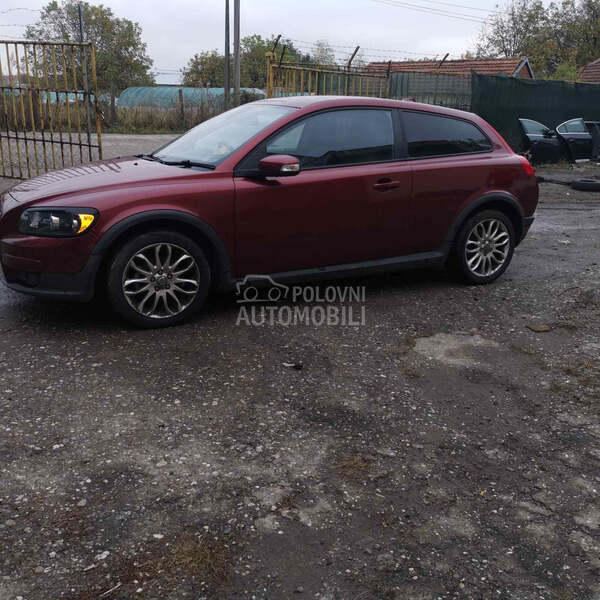 Volvo C30 2011. god. -  kompletan auto u delovima