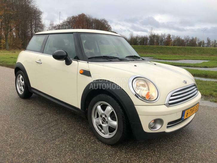 Mini Cooper 2009. god. -  kompletan auto u delovima