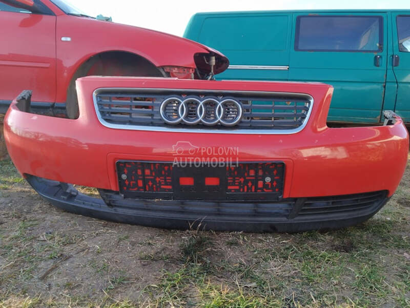 Prednji branik za Audi A3 za 2002. god.