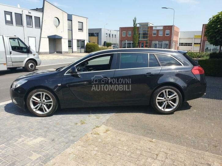 Opel Insignia 2010. god. -  kompletan auto u delovima
