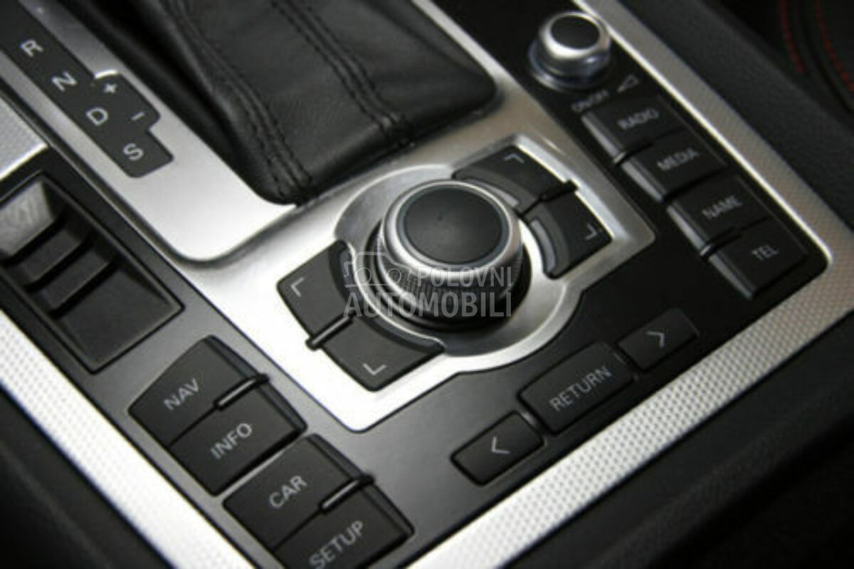 navigacija za Audi Q7