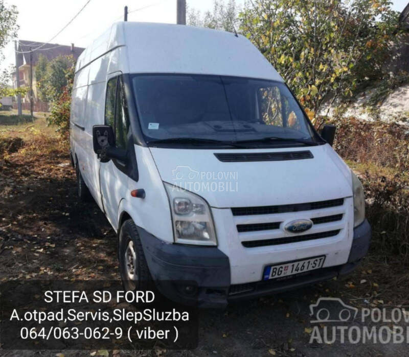 Ford Transit Connect -  kompletan auto u delovima