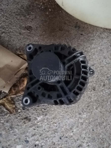 alternator 1.9dci za Renault Laguna za 2002. god.
