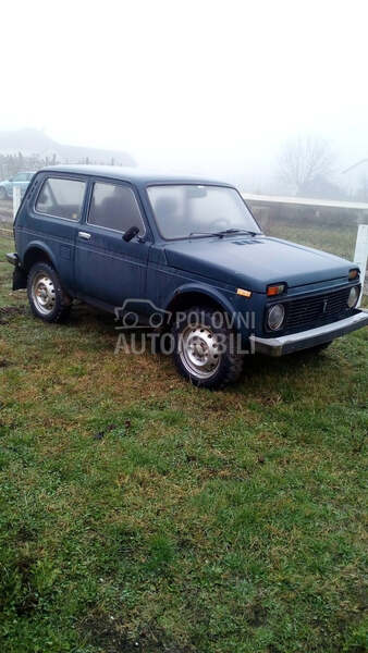 Lada Niva -  kompletan auto u delovima