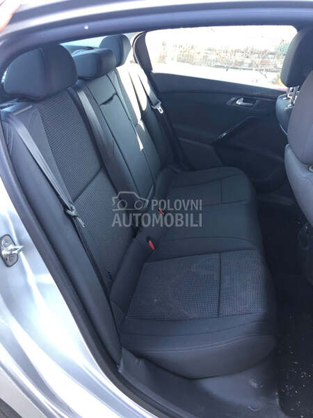 Zadnja klupa - sedista za Peugeot 508