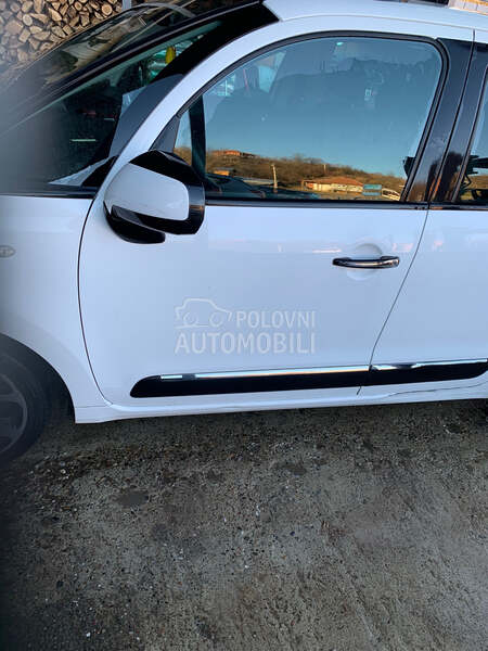 vrata prednja leva/EWPB/bela za Citroen C3 Picasso od 2008. do 2015. god.