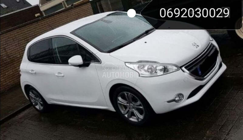 Peugeot 208 -  kompletan auto u delovima