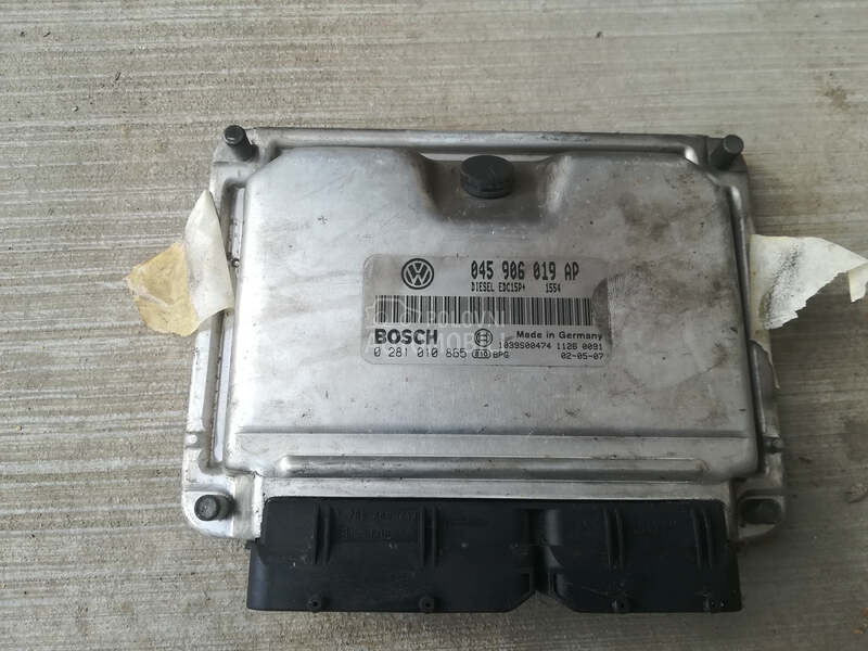 kompjuter motora za Volkswagen Polo od 2002. do 2005. god.