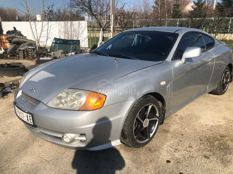 Hyundai Coupe 2003. god. -  kompletan auto u delovima