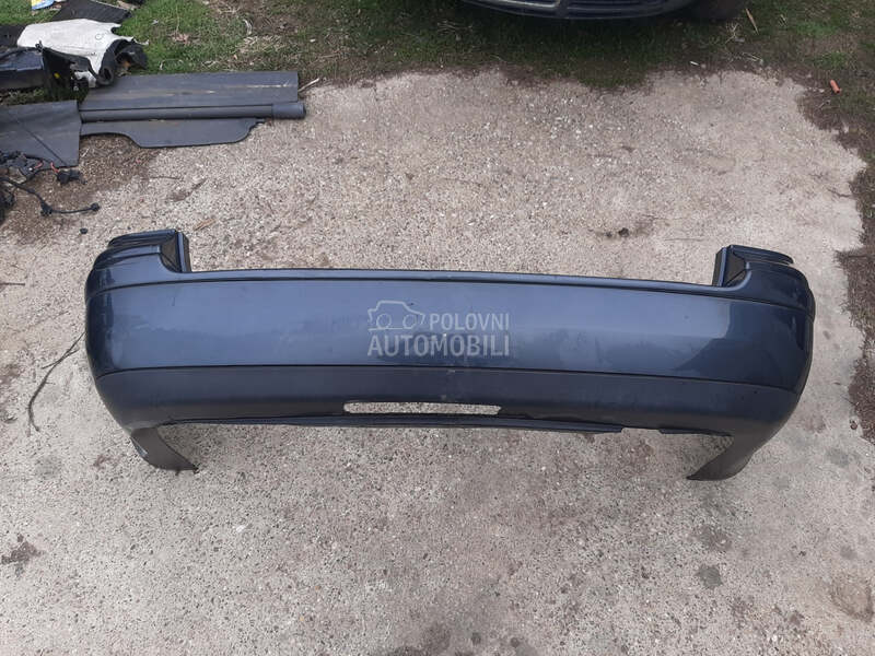 Branik zadnji za Volkswagen Golf 4