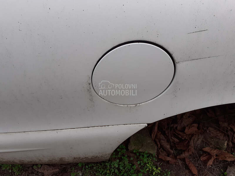 poklopac rezervoara za Fiat Marea od 1998. do 2002. god. za Fiat Marea od 1998. do 2002. god.