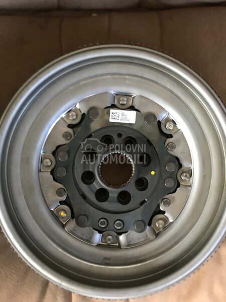 Zamajac  s tronic 2.0 TFSI za Audi A1, A3, Q2 ...