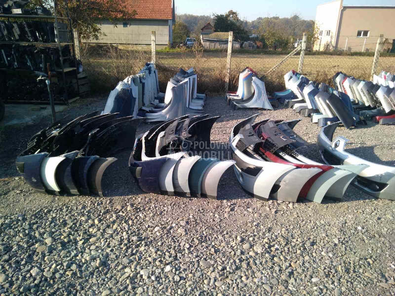 Branik Clio 2 za Renault Clio od 2001. do 2005. god.