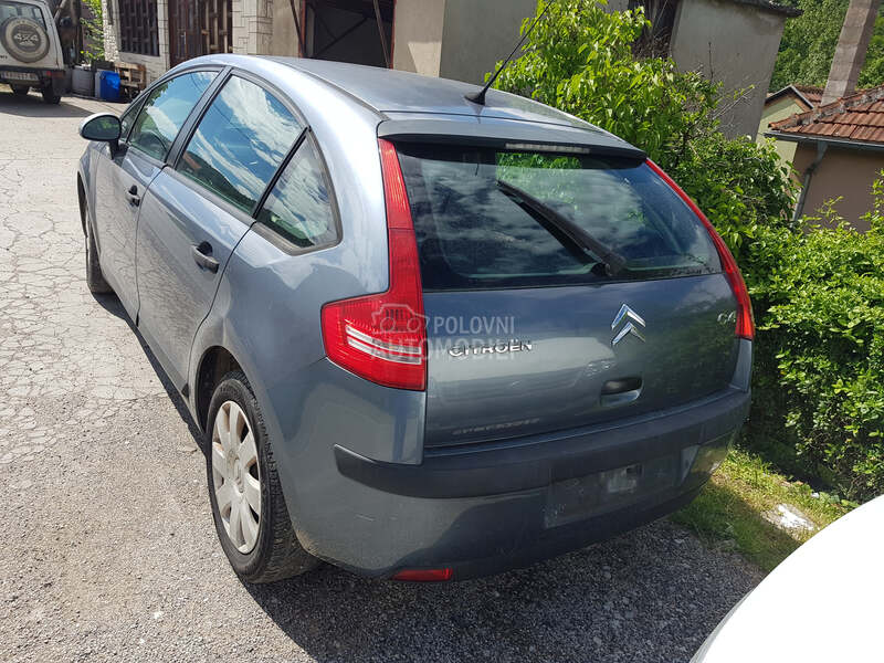 zadnji branik za Citroen C4 od 2004. do 2008. god.